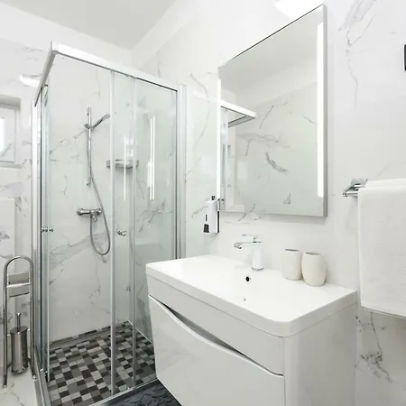 Mare - With Heated Pool Villa Zadar