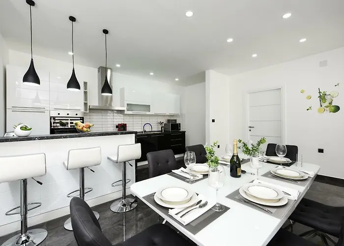 别墅 Mare - With Heated Pool 扎达尔