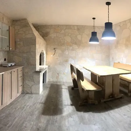 Mare - With Heated Pool Vila