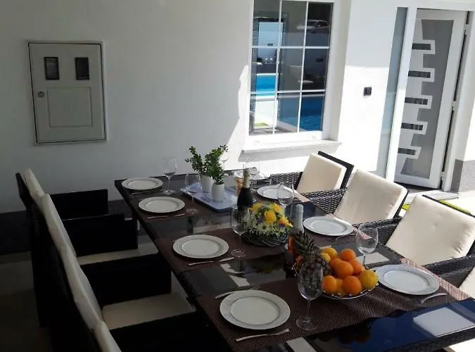 Villa Mare - With Heated Pool Zadar