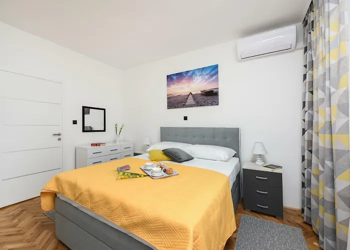 Mare - With Heated Pool Вилла