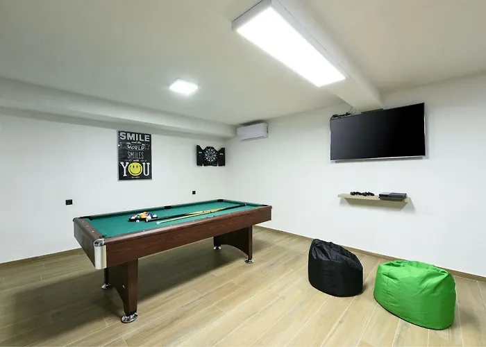 Вилла Mare - With Heated Pool *